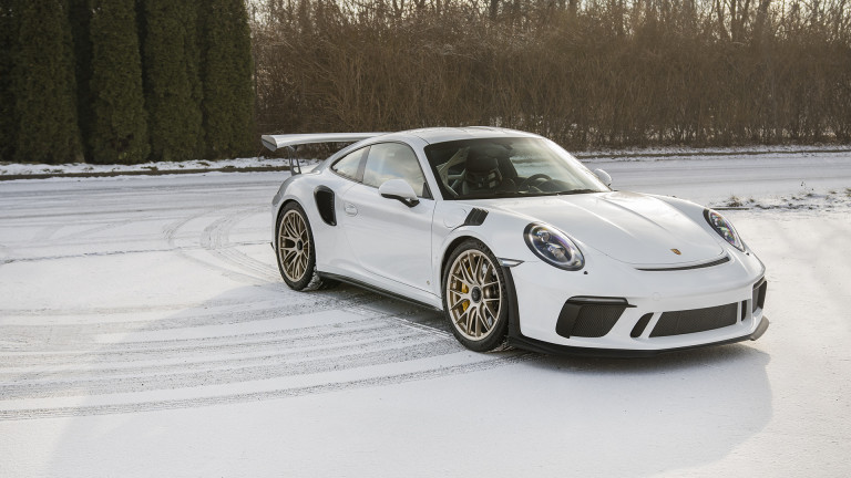 GT3_RS_WHITE_WEB_003