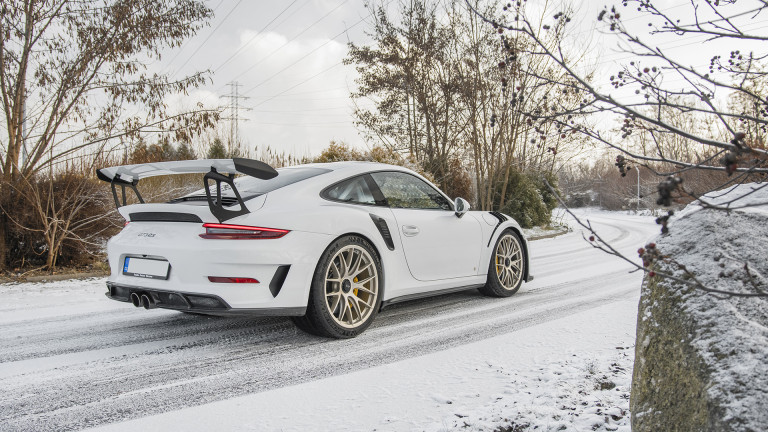 GT3_RS_WHITE_WEB_008