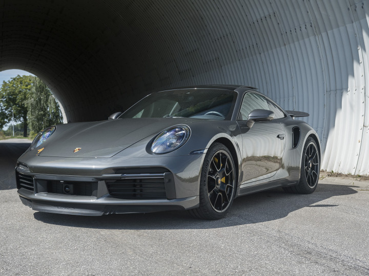 911_992_TURBOS_SALE_002