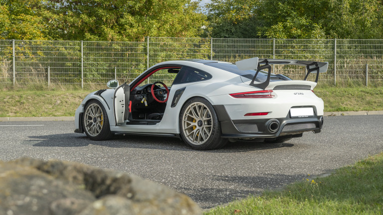911_GT2RS_WEB_007