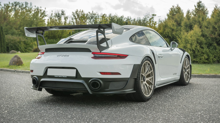 911_GT2RS_WEB_011