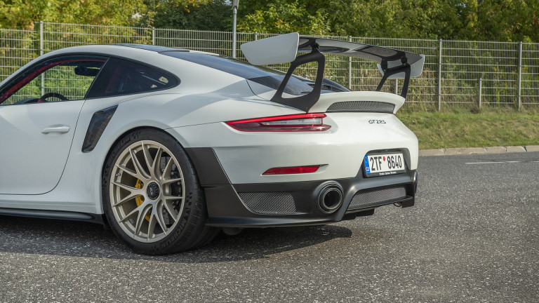 911_GT2RS_WEB_016