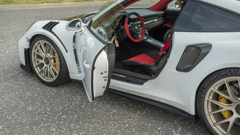 911_GT2RS_WEB_024