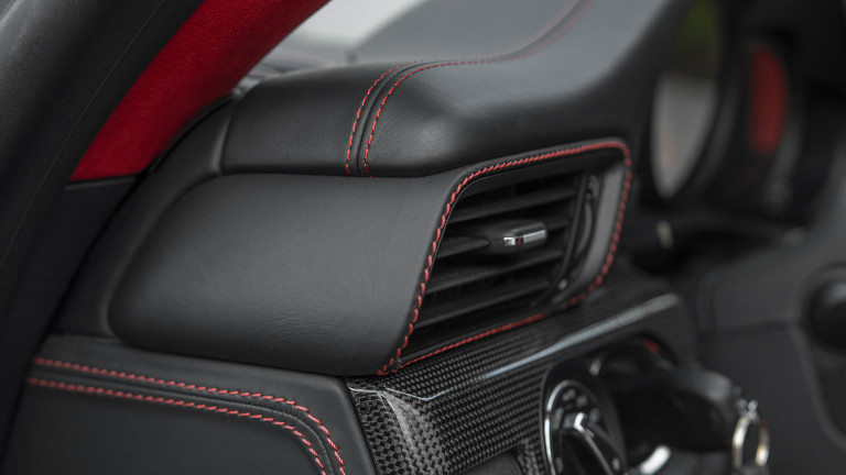 911_GT2RS_WEB_040