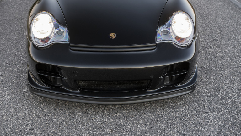PORSCHE_996_GT2_004