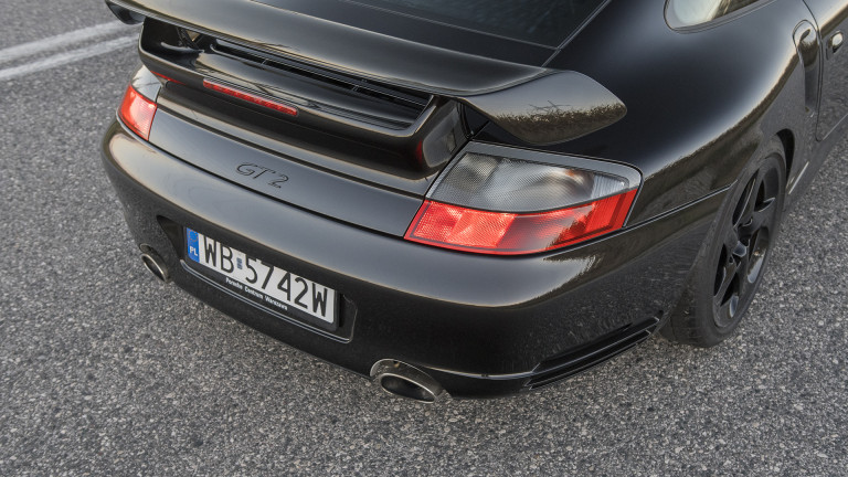 PORSCHE_996_GT2_006