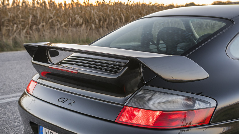PORSCHE_996_GT2_009
