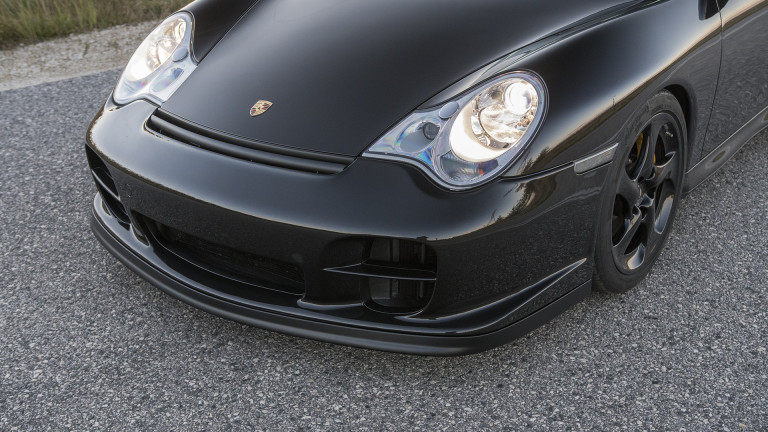 PORSCHE_996_GT2_011