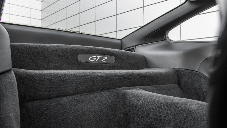 PORSCHE_996_GT2_033