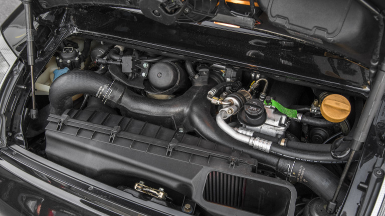 PORSCHE_996_GT2_057
