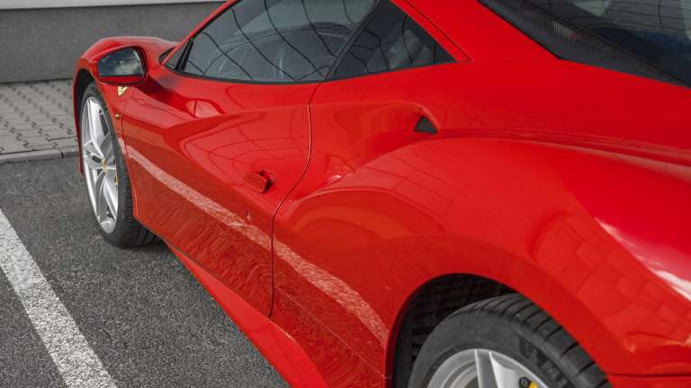 FERRARI_488GTB_ROSSO_024