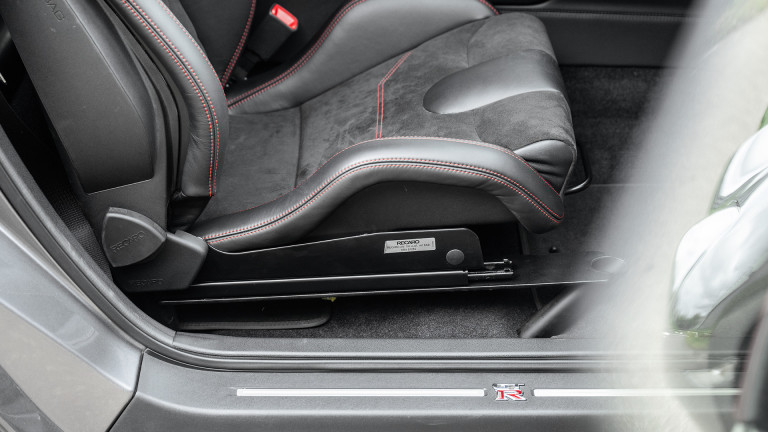 NISSAN_GTR_GREY_05_2025_032