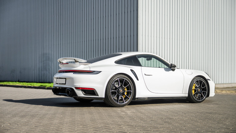 PORSCHE_992_TURBOS_WHITE_006