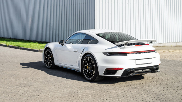PORSCHE_992_TURBOS_WHITE_007