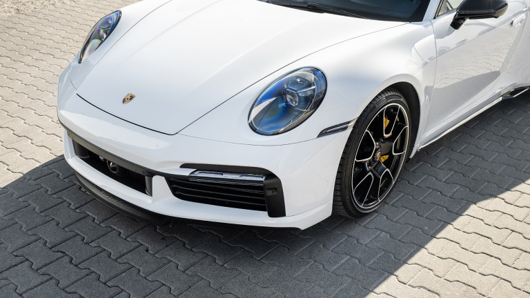 PORSCHE_992_TURBOS_WHITE_009