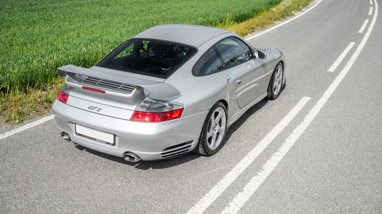 PORSCHE_996_GT2_SILVER_005