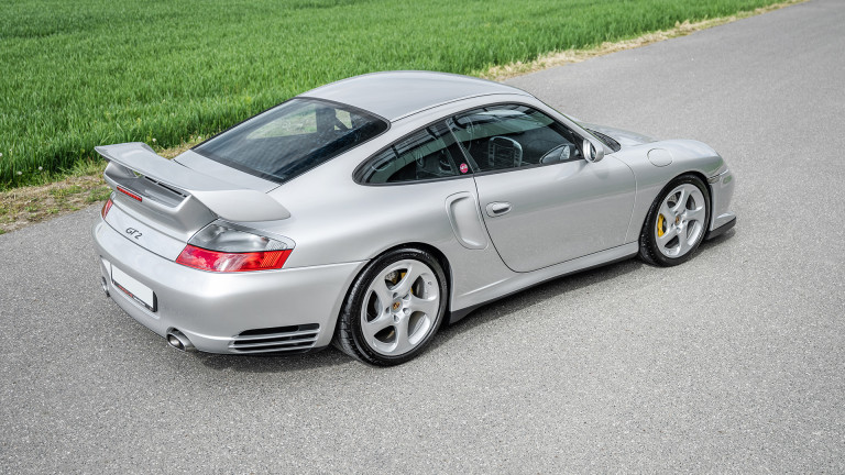PORSCHE_996_GT2_SILVER_012