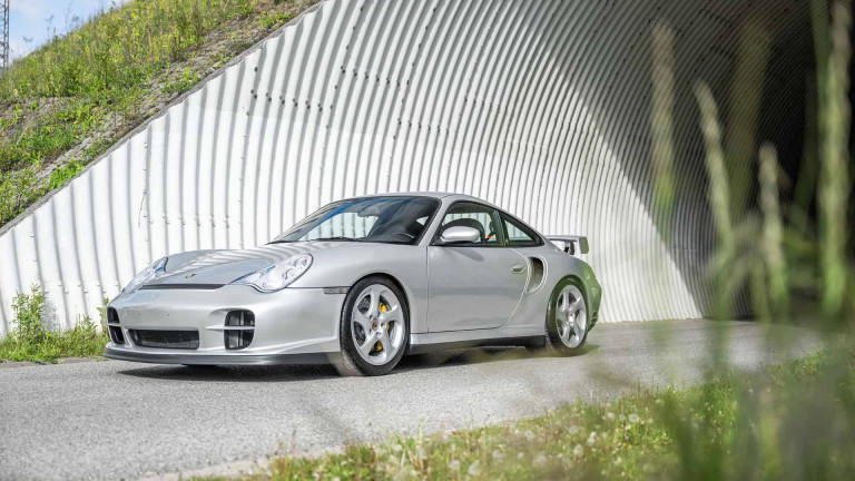 PORSCHE_996_GT2_SILVER_036