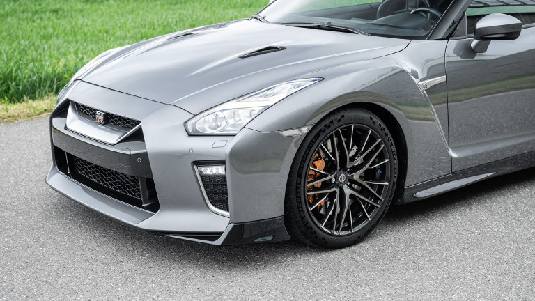 NISSAN_GTR_GREY_05_2025_011