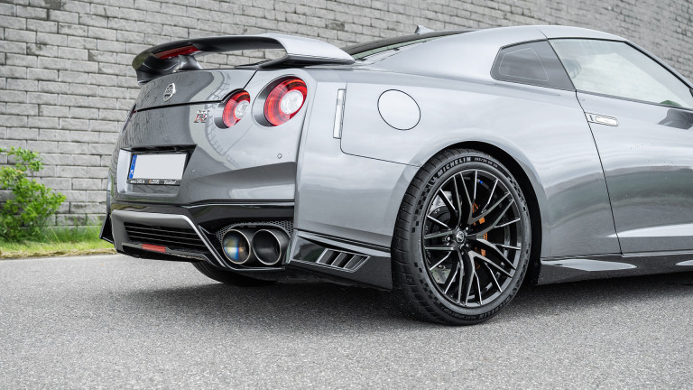 NISSAN_GTR_GREY_05_2025_015