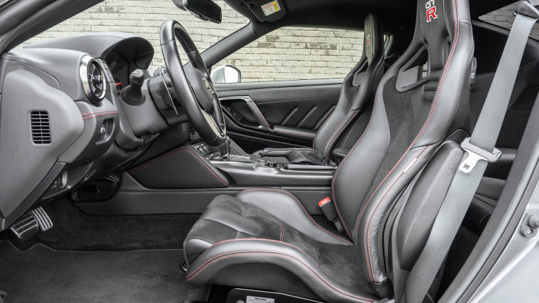 NISSAN_GTR_GREY_05_2025_024