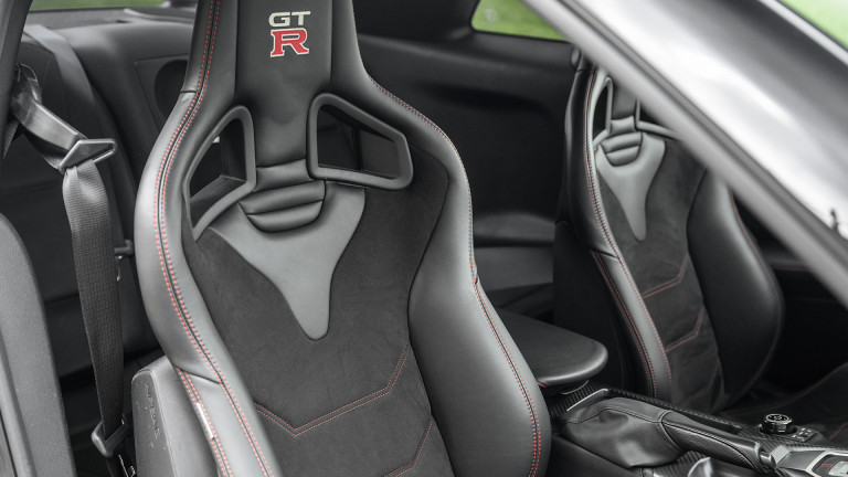 NISSAN_GTR_GREY_05_2025_027