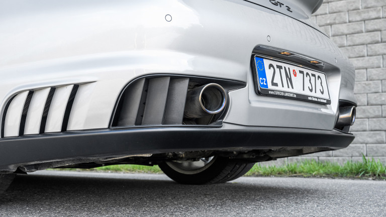 PORSCHE_997_GT2_SILVER_083