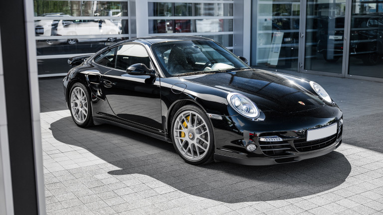 PORSCHE_997_TURBO_S_BLACK_003