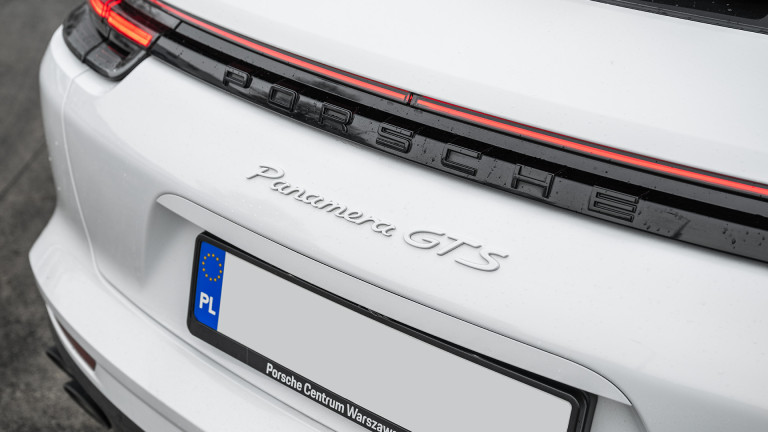 PORSCHE_PANAMERA_ST_GTS_WHITE_010