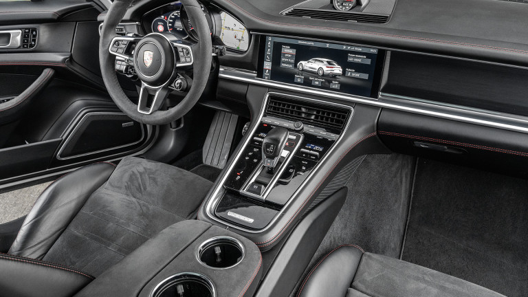 PORSCHE_PANAMERA_ST_GTS_WHITE_014