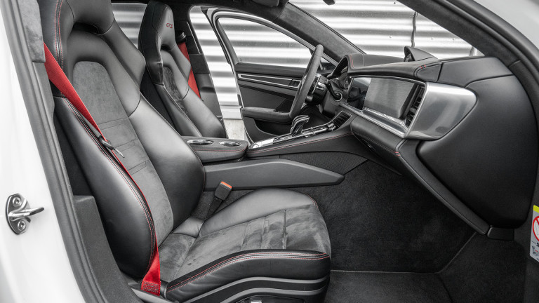 PORSCHE_PANAMERA_ST_GTS_WHITE_018