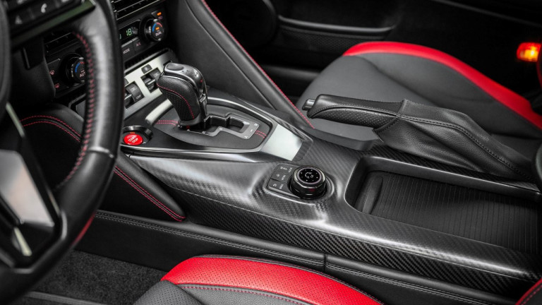 NISSAN_GTR_2020_BLACK_029