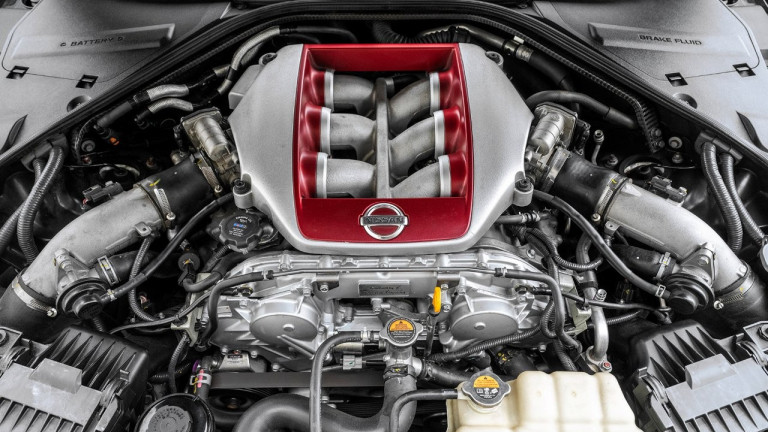 NISSAN_GTR_2020_BLACK_035