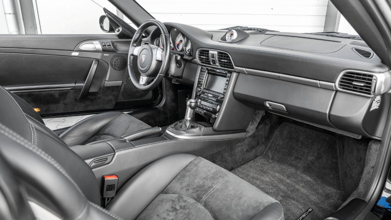PORSCHE_911_997_TURBO_SCHALTER_018