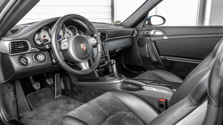 PORSCHE_911_997_TURBO_SCHALTER_019