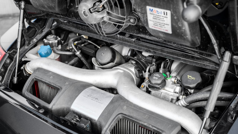 PORSCHE_911_997_TURBO_SCHALTER_051